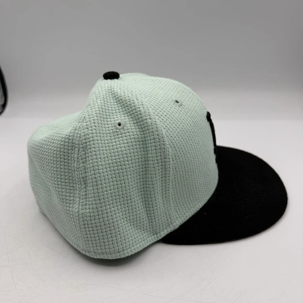 New Era 59Fifty Los Angeles Dodgers Hat Cap 7 1/4 Mint Black Thermal Knit Fitted